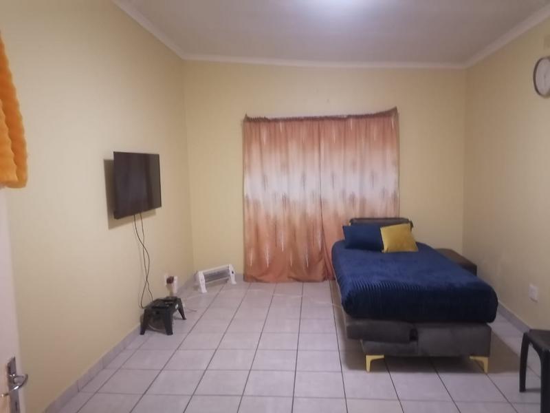 2 Bedroom Property for Sale in Bezuidenhout Valley Gauteng