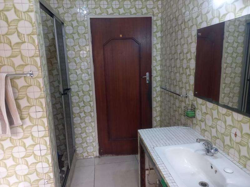 2 Bedroom Property for Sale in Bezuidenhout Valley Gauteng