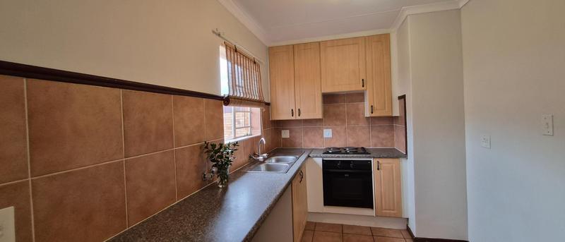 To Let 2 Bedroom Property for Rent in Mooikloof Ridge Gauteng