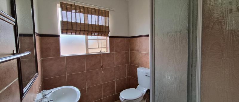 To Let 2 Bedroom Property for Rent in Mooikloof Ridge Gauteng