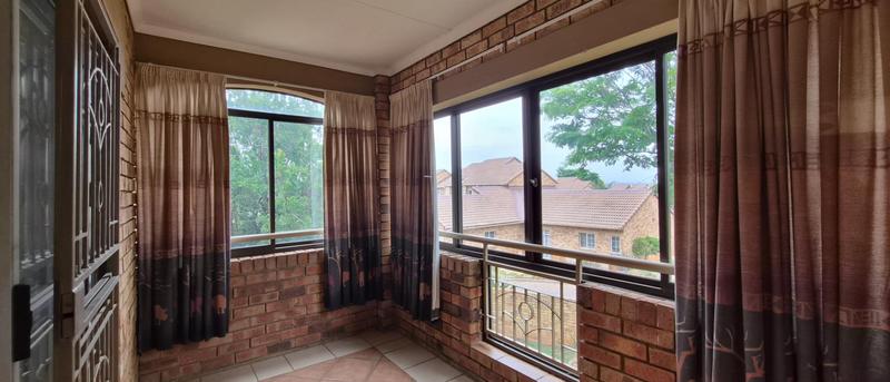 To Let 2 Bedroom Property for Rent in Mooikloof Ridge Gauteng