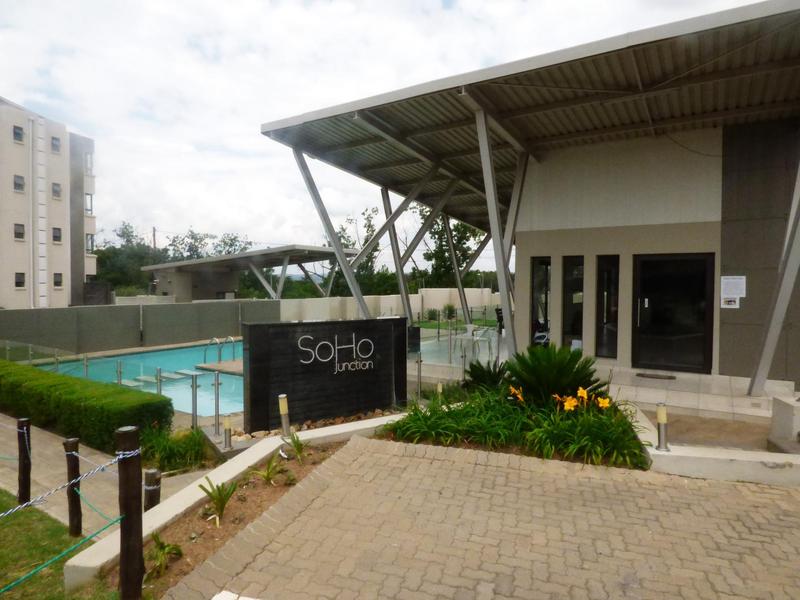 To Let 2 Bedroom Property for Rent in Broadacres Gauteng