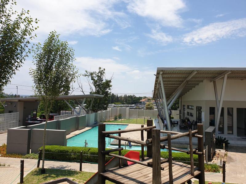 To Let 2 Bedroom Property for Rent in Broadacres Gauteng