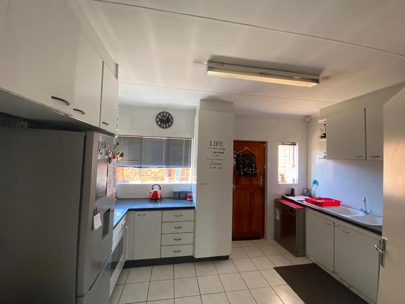 To Let 3 Bedroom Property for Rent in Norkem Park Gauteng