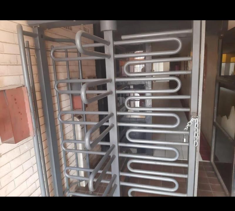 2 Bedroom Property for Sale in Yeoville Gauteng