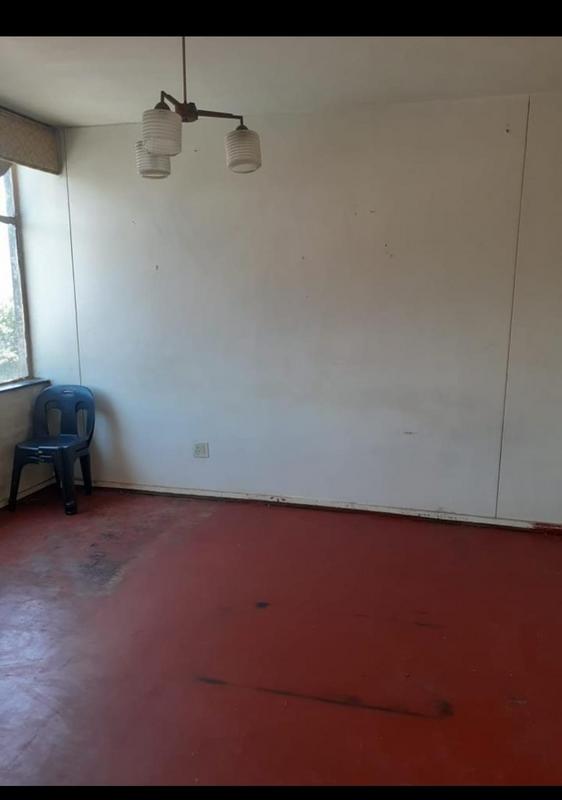 2 Bedroom Property for Sale in Yeoville Gauteng