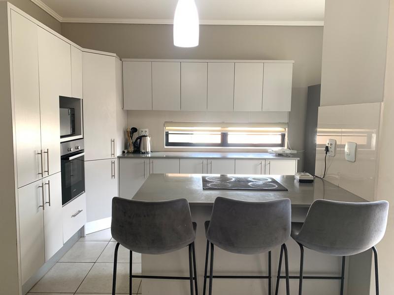 To Let 3 Bedroom Property for Rent in Amberfield Gauteng