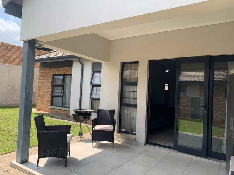 To Let 3 Bedroom Property for Rent in Amberfield Gauteng