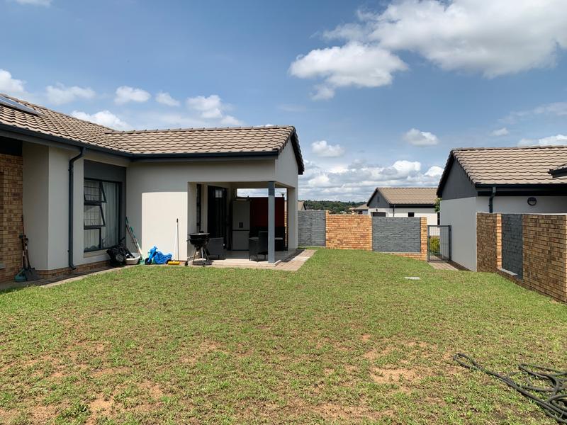 To Let 3 Bedroom Property for Rent in Amberfield Gauteng