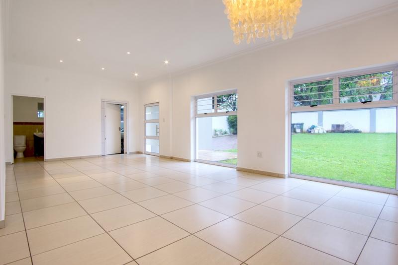 3 Bedroom Property for Sale in Linden Gauteng