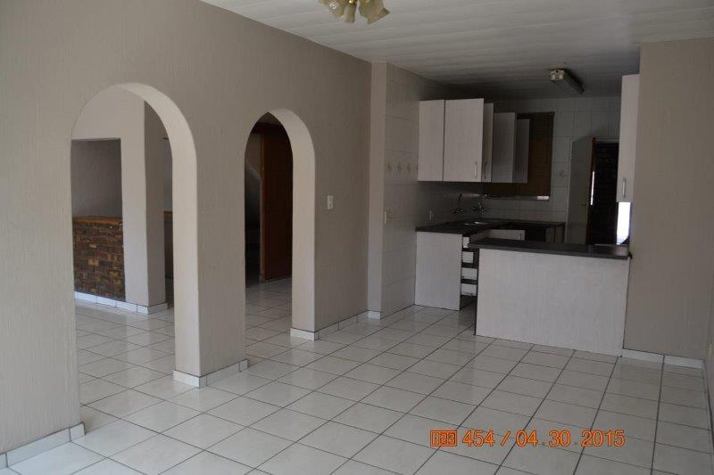 3 Bedroom Property for Sale in Petersfield Gauteng