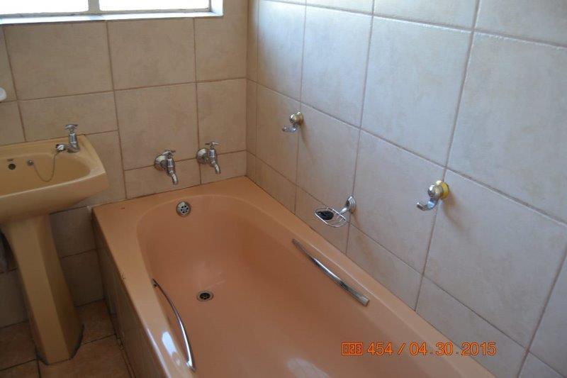 3 Bedroom Property for Sale in Petersfield Gauteng