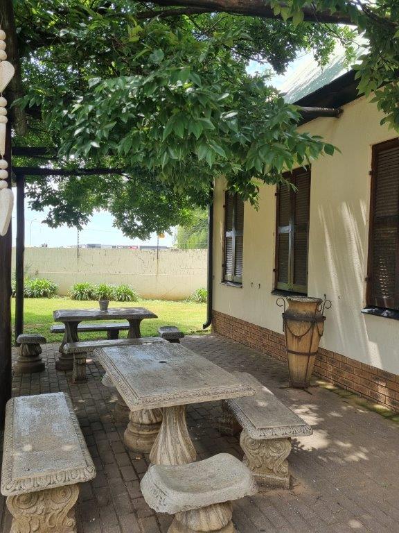Commercial Property for Sale in Selection Park Gauteng
