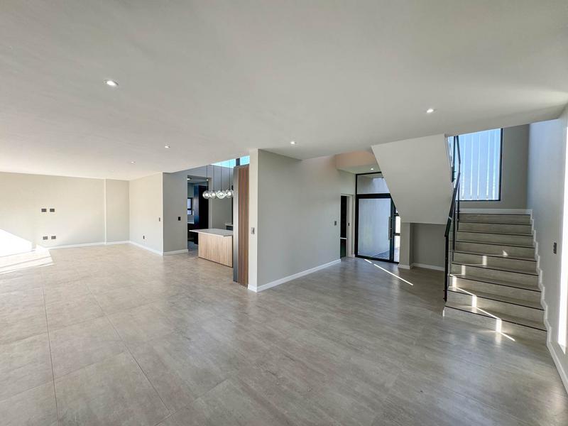 4 Bedroom Property for Sale in Midstream Heights Gauteng