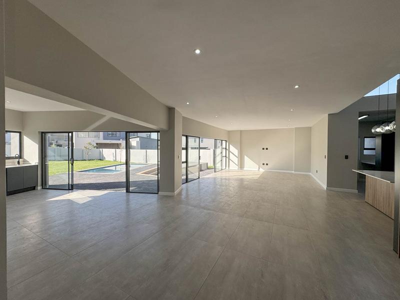 4 Bedroom Property for Sale in Midstream Heights Gauteng