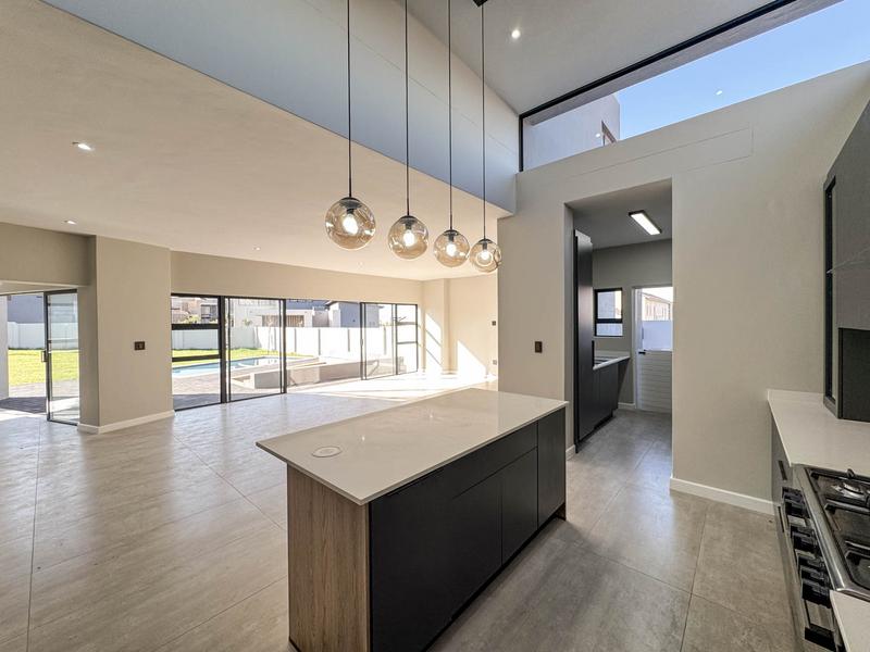 4 Bedroom Property for Sale in Midstream Heights Gauteng