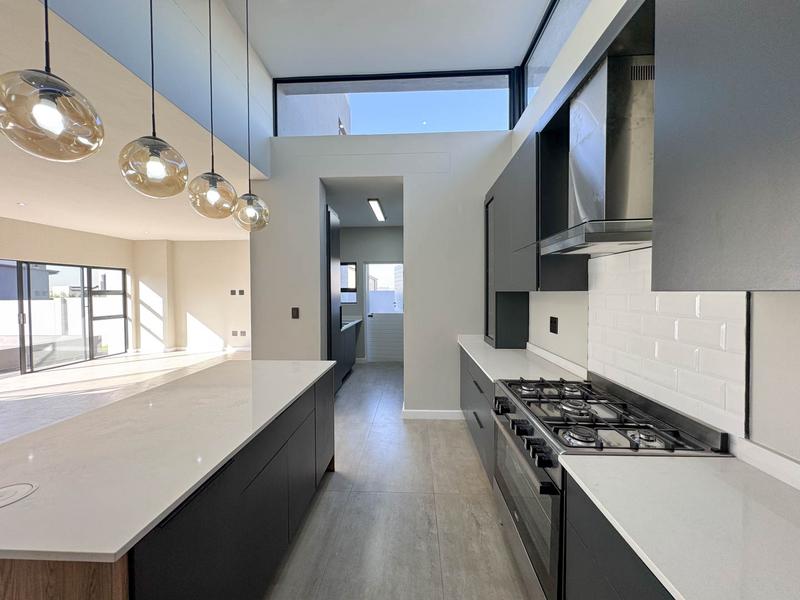 4 Bedroom Property for Sale in Midstream Heights Gauteng
