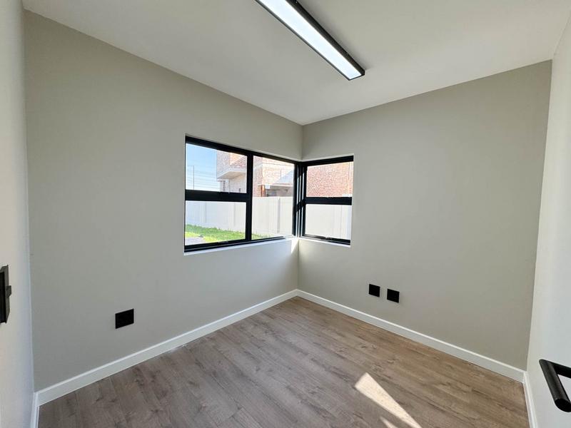 4 Bedroom Property for Sale in Midstream Heights Gauteng
