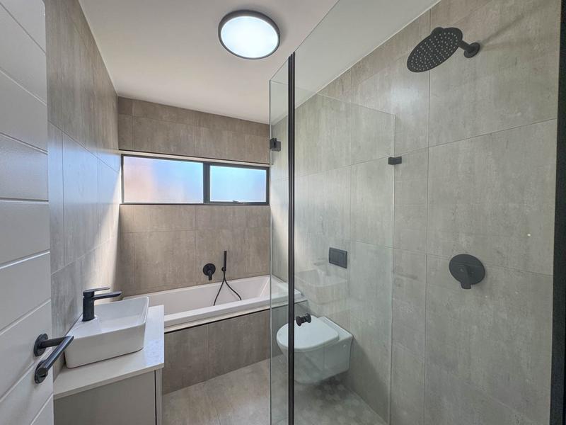4 Bedroom Property for Sale in Midstream Heights Gauteng