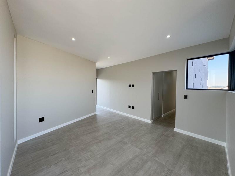 4 Bedroom Property for Sale in Midstream Heights Gauteng
