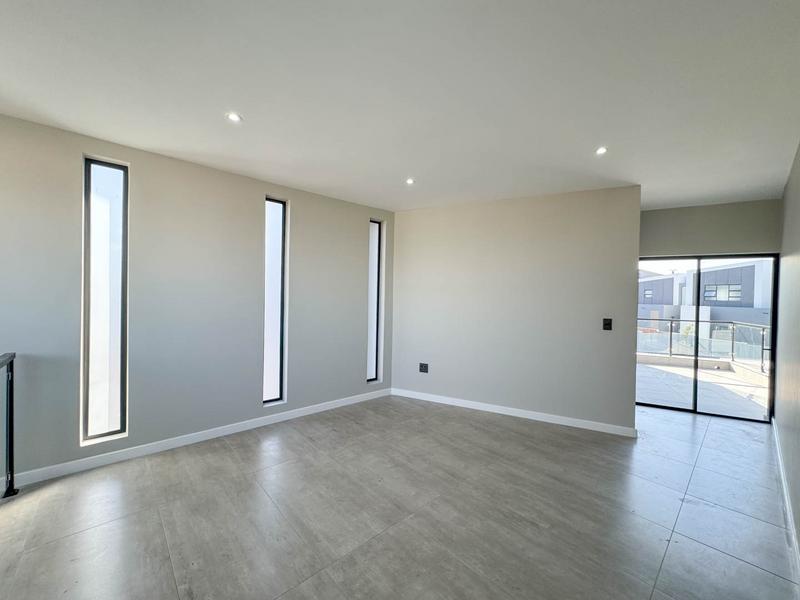 4 Bedroom Property for Sale in Midstream Heights Gauteng