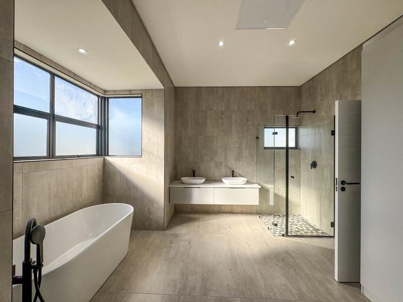4 Bedroom Property for Sale in Midstream Heights Gauteng