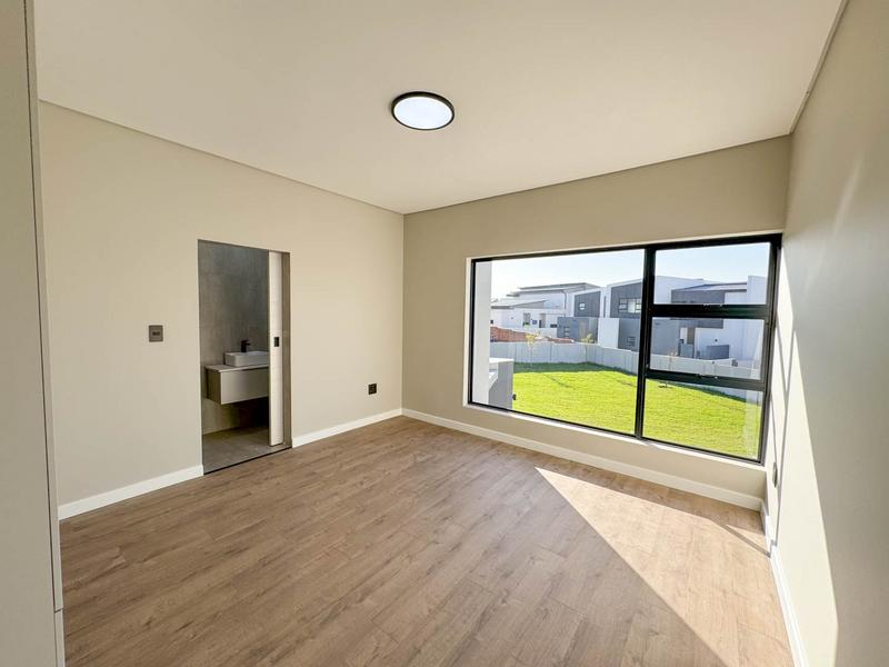4 Bedroom Property for Sale in Midstream Heights Gauteng