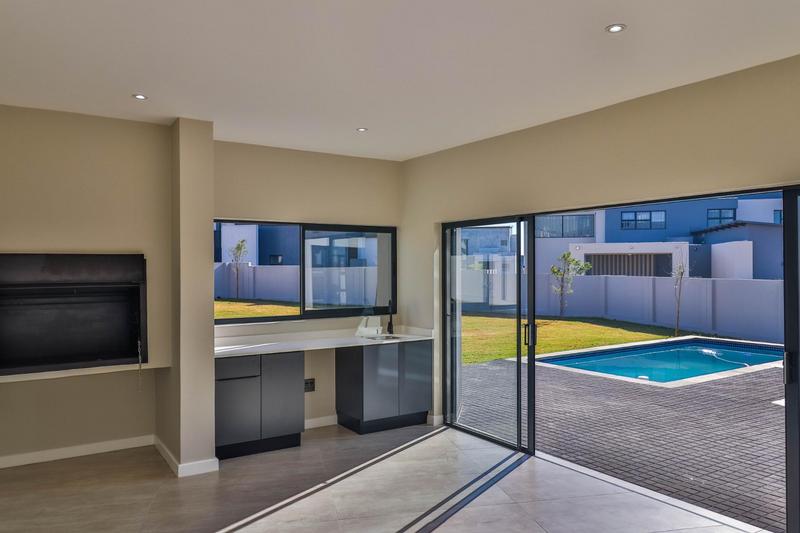 4 Bedroom Property for Sale in Midstream Heights Gauteng