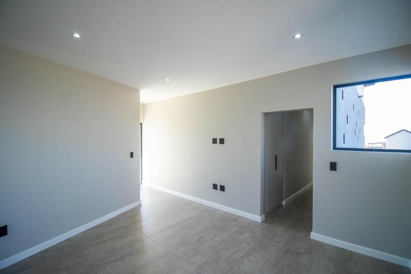 4 Bedroom Property for Sale in Midstream Heights Gauteng