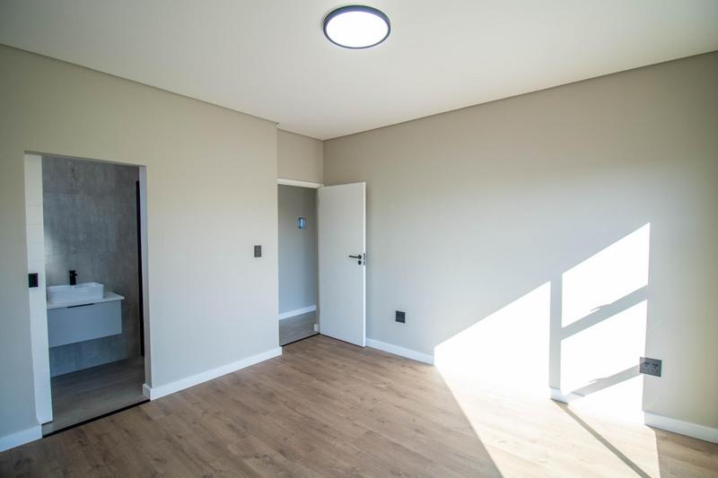 4 Bedroom Property for Sale in Midstream Heights Gauteng