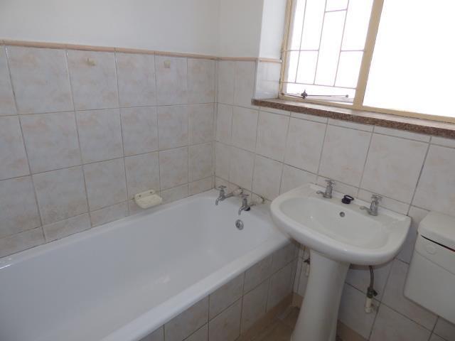 To Let 2 Bedroom Property for Rent in Rosettenville Gauteng