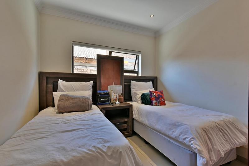 3 Bedroom Property for Sale in New Redruth Gauteng