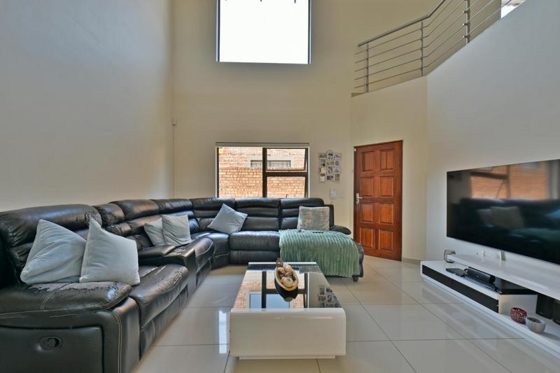 3 Bedroom Property for Sale in New Redruth Gauteng