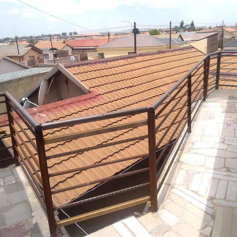 To Let 1 Bedroom Property for Rent in Protea Glen Gauteng