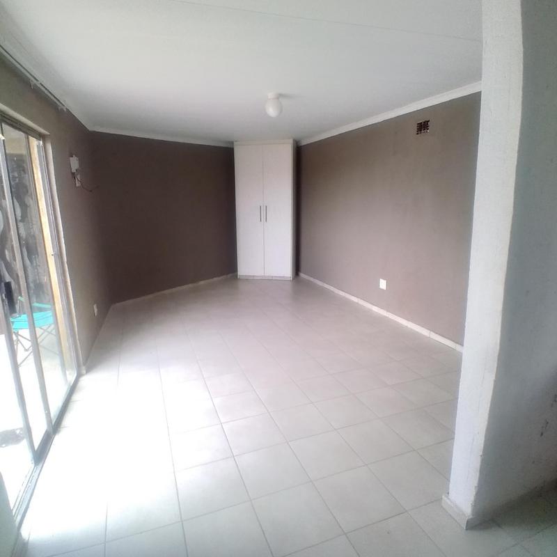 To Let 1 Bedroom Property for Rent in Protea Glen Gauteng