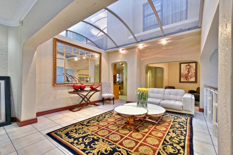 5 Bedroom Property for Sale in Glenvista Gauteng