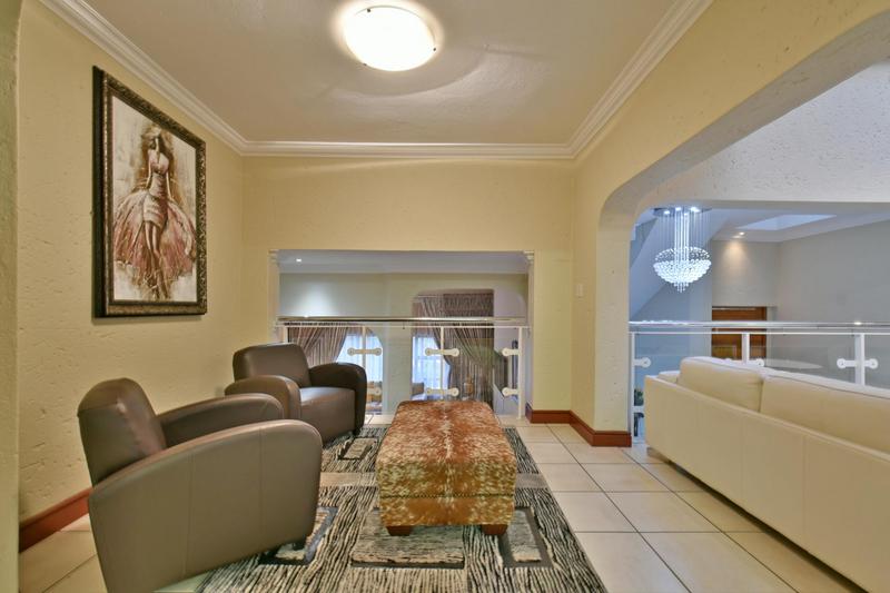 5 Bedroom Property for Sale in Glenvista Gauteng