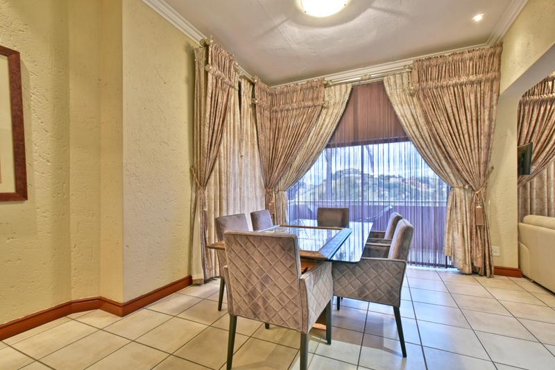 5 Bedroom Property for Sale in Glenvista Gauteng