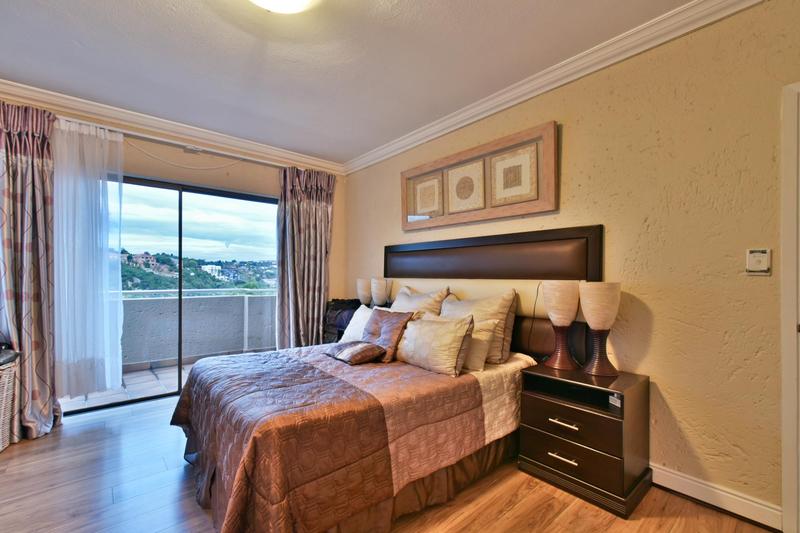 5 Bedroom Property for Sale in Glenvista Gauteng