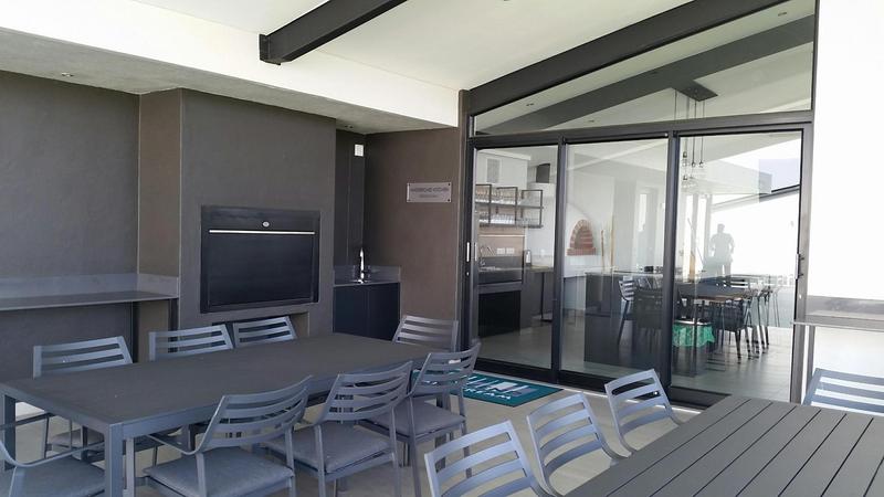 To Let 2 Bedroom Property for Rent in Midfield Estate Gauteng