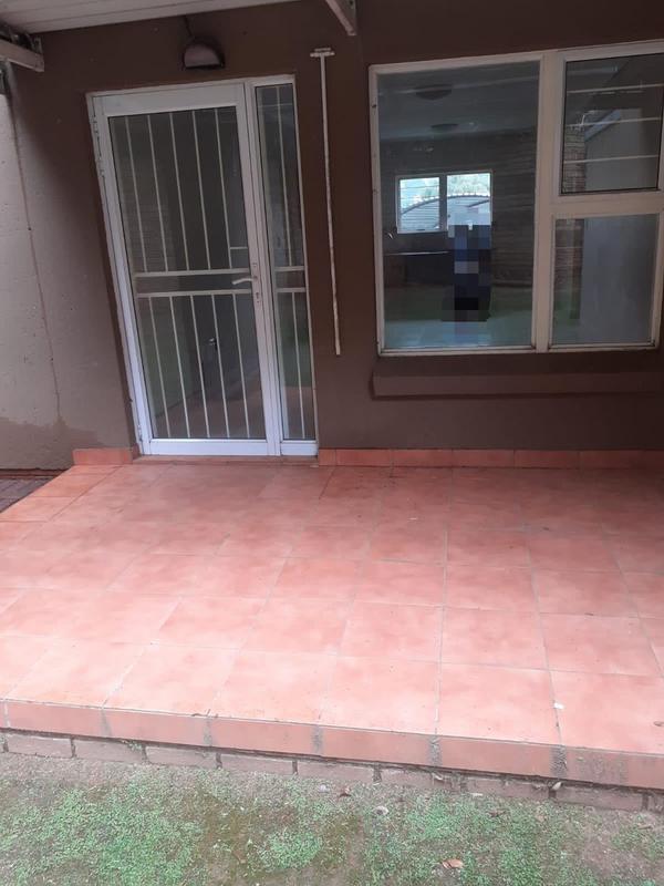 2 Bedroom Property for Sale in Meredale Gauteng