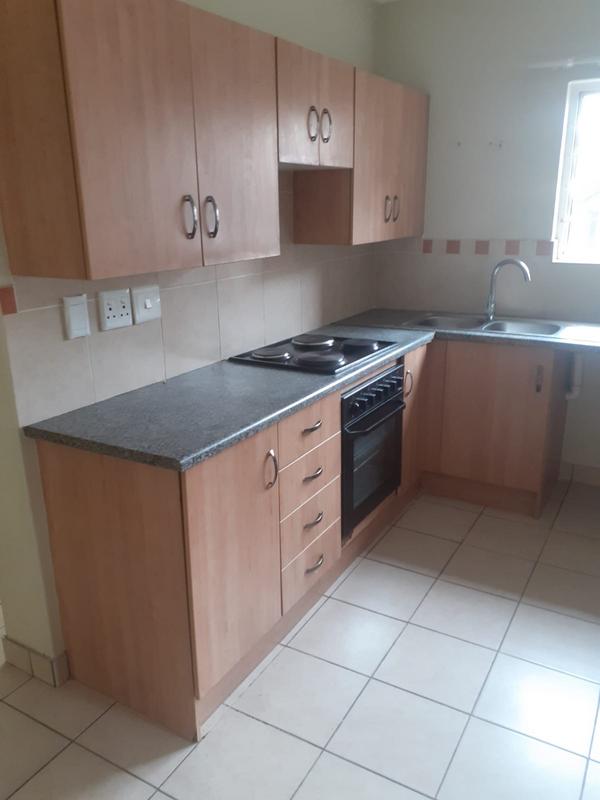 2 Bedroom Property for Sale in Meredale Gauteng