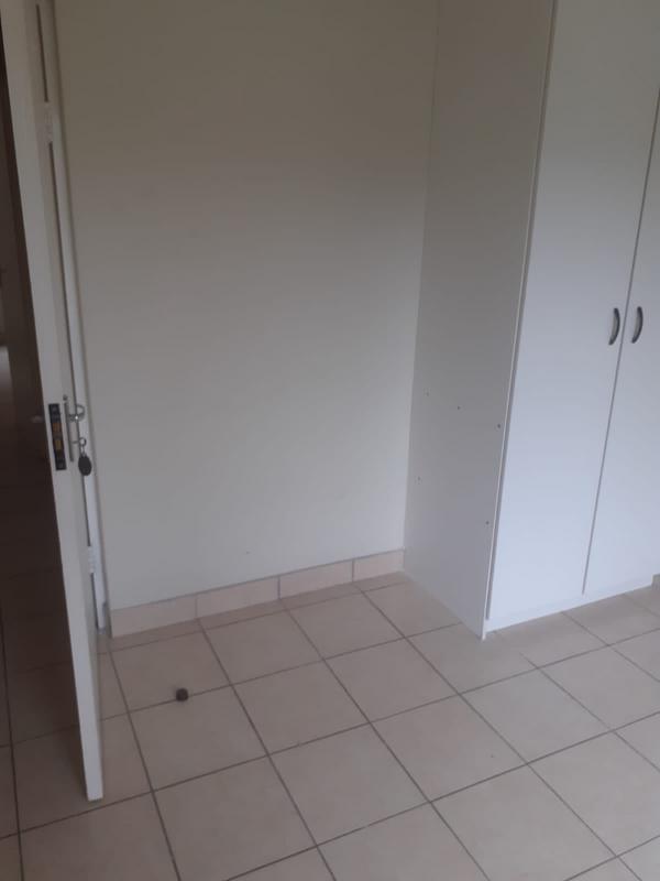 2 Bedroom Property for Sale in Meredale Gauteng