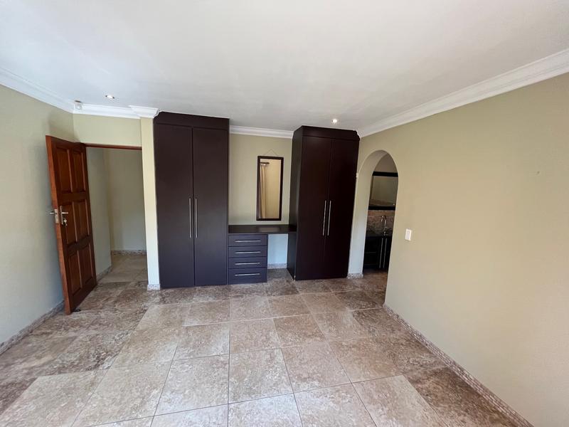 To Let 4 Bedroom Property for Rent in Waterkloof A H Gauteng