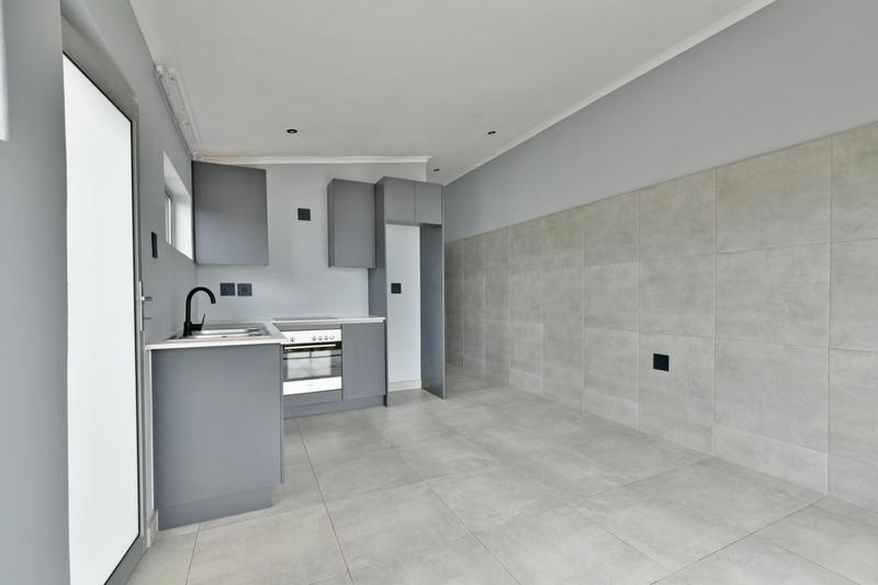 To Let 1 Bedroom Property for Rent in Glenvista Gauteng