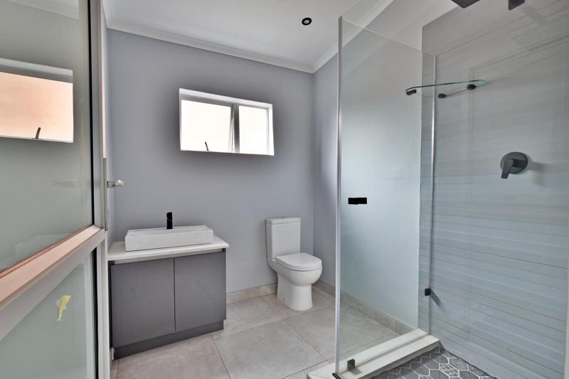 To Let 1 Bedroom Property for Rent in Glenvista Gauteng