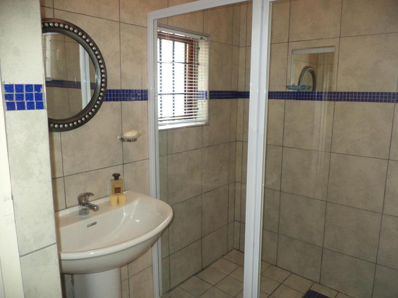 To Let 1 Bedroom Property for Rent in Sydenham Gauteng