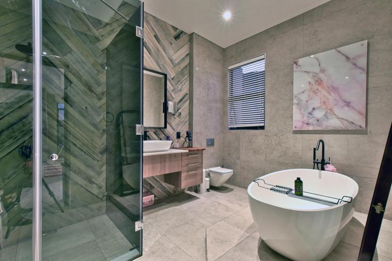 5 Bedroom Property for Sale in Meyersdal Eco Estate Gauteng