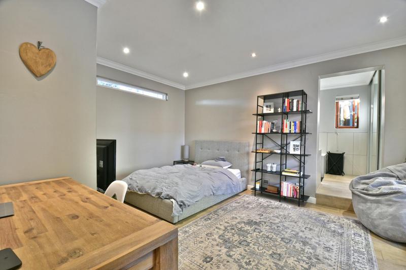 4 Bedroom Property for Sale in Parktown North Gauteng