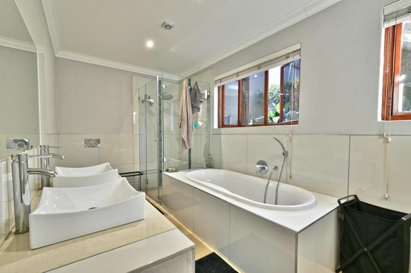 4 Bedroom Property for Sale in Parktown North Gauteng